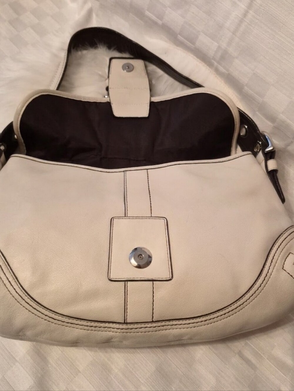 Coach Vintage Soho Top Flap Y2K White Leather Shoulder Bag - Picture 5 of 8